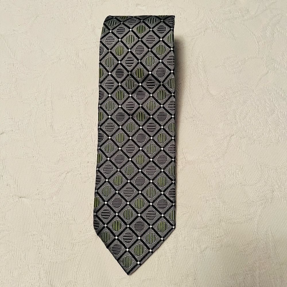 Kolte silk tie - Black and Green